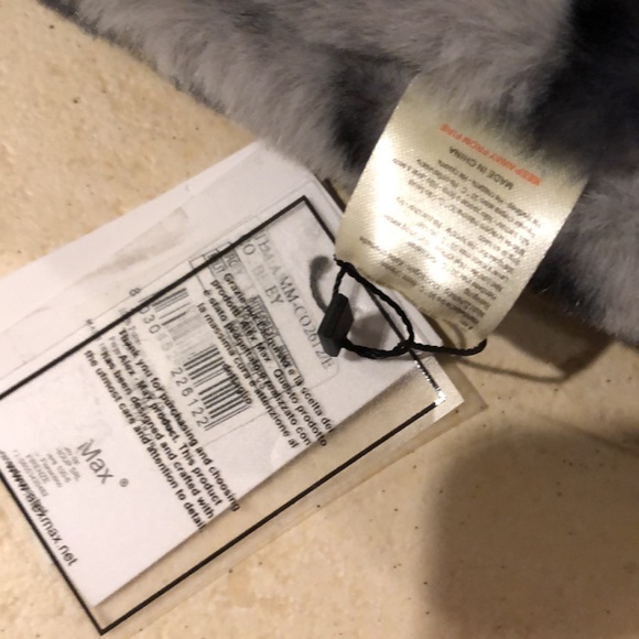 Alex Max Leopard Print Scarf - Picture 4 of 4